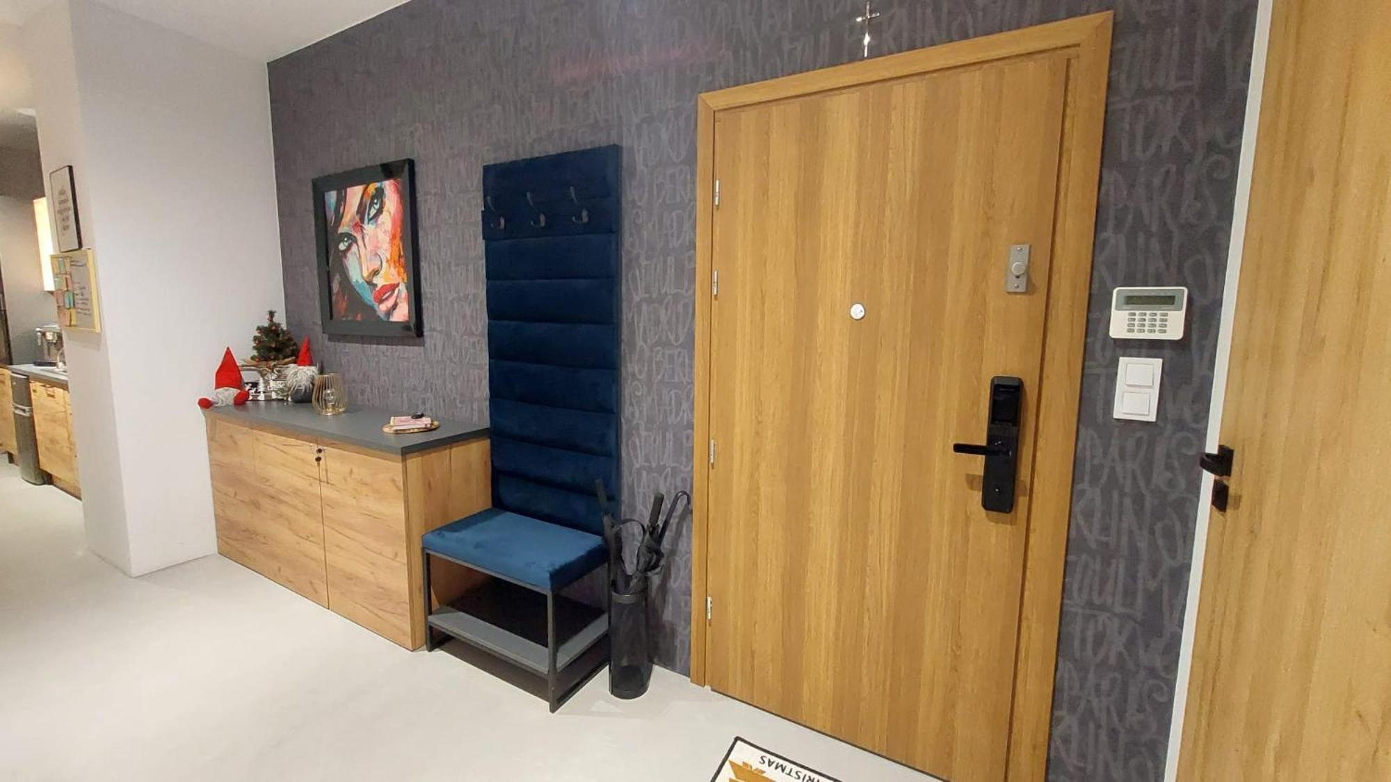 Premium Eleven Apartment
